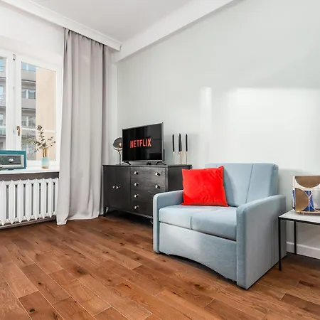 Monte Carlo By Renters * Varsóvia